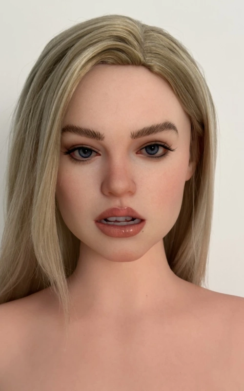 Elma, sensualidad imponente • SiliconGirls