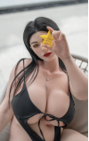 Mirabel, una curvy impresionante • SiliconGirls
