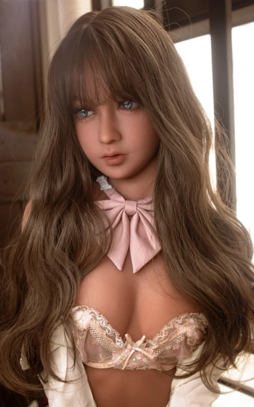 Sue, una chica alegre y juvenil dispuesta a todo • SiliconGirls