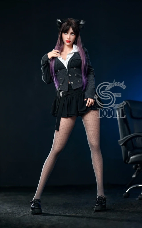 Maddy, tu gatita traviesa • SiliconGirls