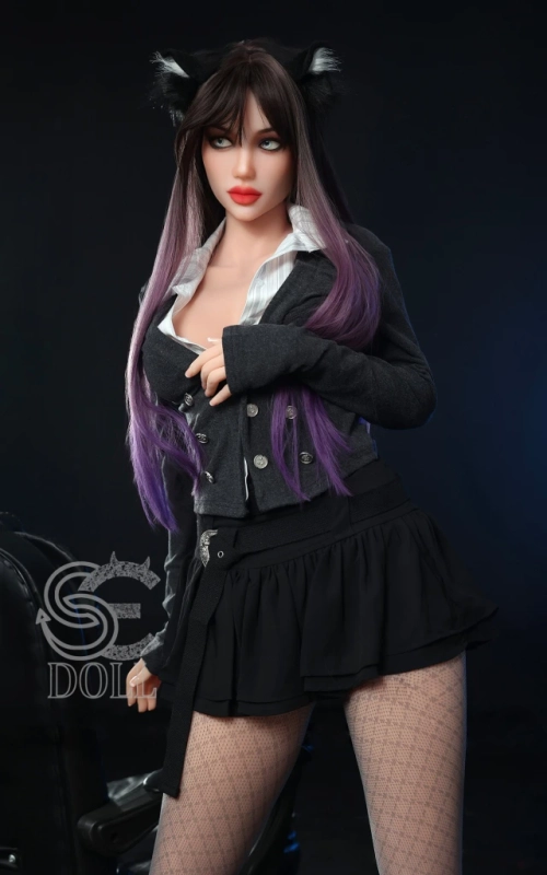 Maddy, tu gatita traviesa • SiliconGirls