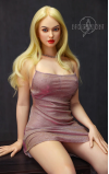 Lora, beleza estilizada • SiliconGirls