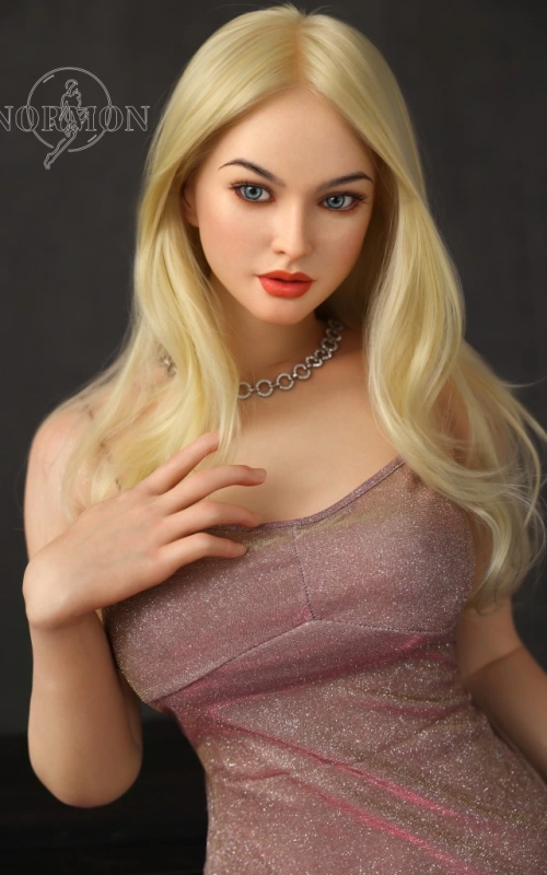 Lora, beleza estilizada • SiliconGirls