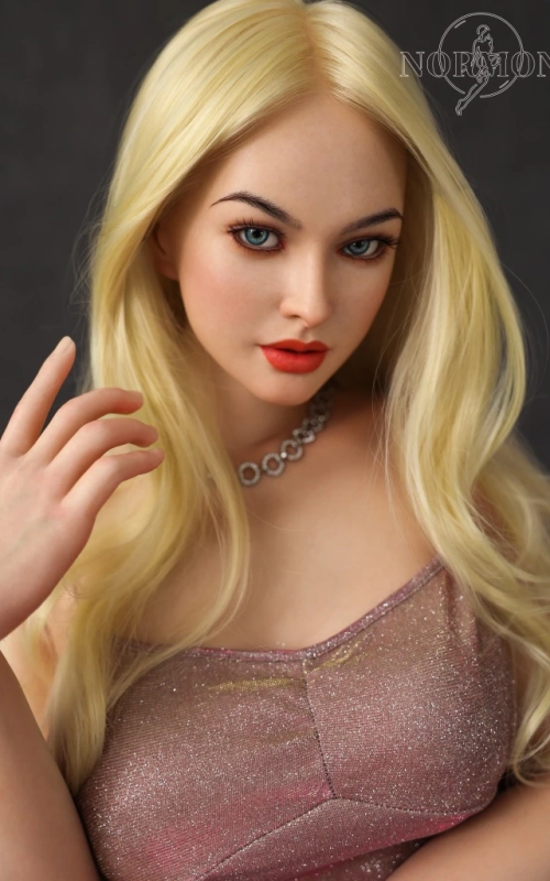 Lora, beleza estilizada • SiliconGirls