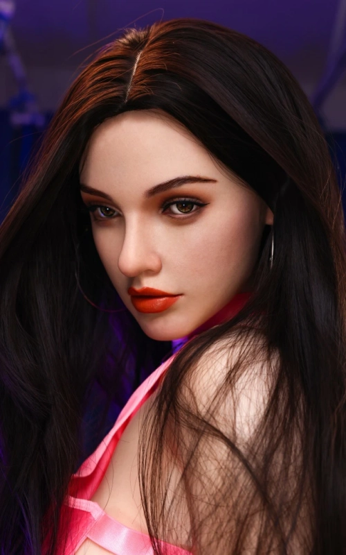 May, glamourosa e viciosa • SiliconGirls