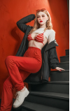 Stevie, una modelo muy fogosa • SiliconGirls