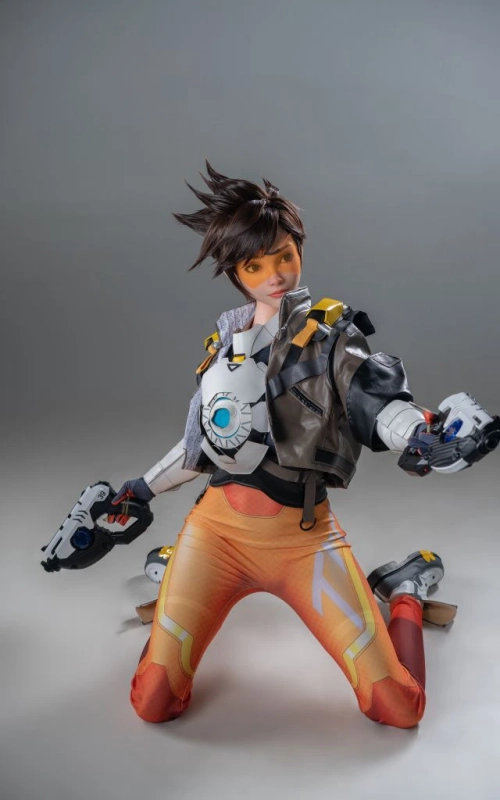 Tracer, JUSTO A TEMPO! • SiliconGirls