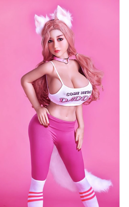 Saray, instinto animal • SiliconGirls