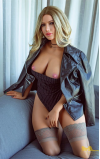 Trixie, dispuesta para el PLACER • SiliconGirls