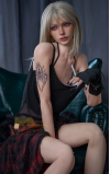 Kendra, una jovencita dispuesta a todo • SiliconGirls