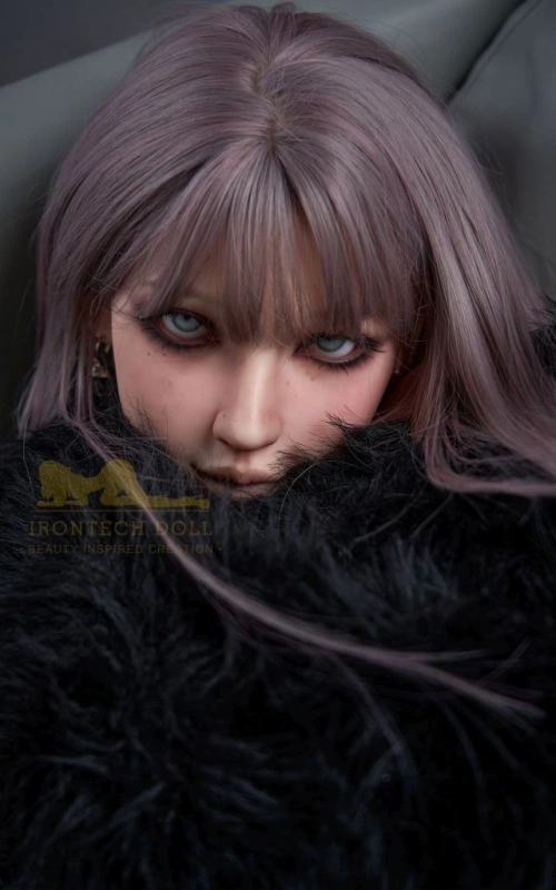 Anyi, auténticamente sensual • SiliconGirls