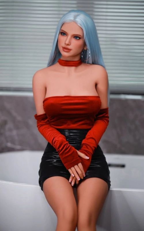 Miki, una chica atrevida y muy caliente • SiliconGirls