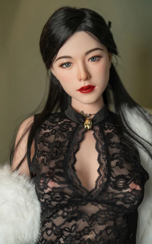 Kaylee, sua morena super explosiva • SiliconGirls