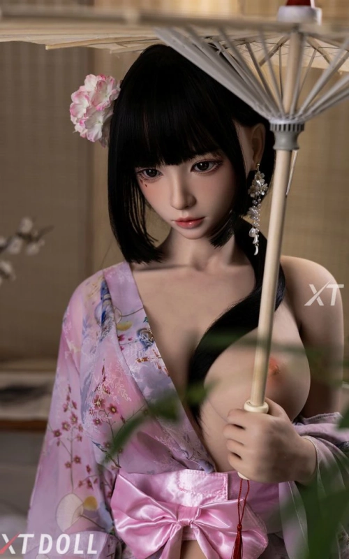 Yuyi Liu, alegre e inocente • SiliconGirls