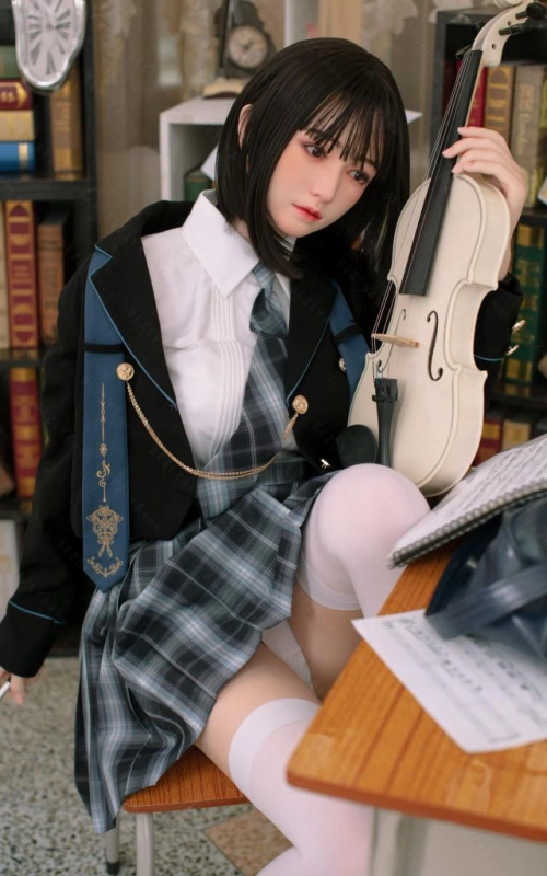 Sayaka, a tímida estudante de arte • SiliconGirls