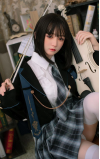 Sayaka, a tímida estudante de arte • SiliconGirls
