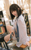 Sayaka, a tímida estudante de arte • SiliconGirls