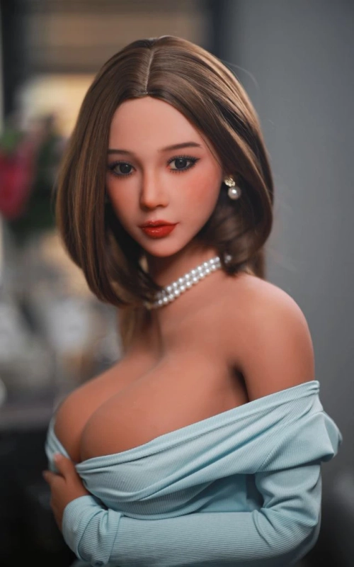 Joline, una mujer atrevida y pasional • SiliconGirls
