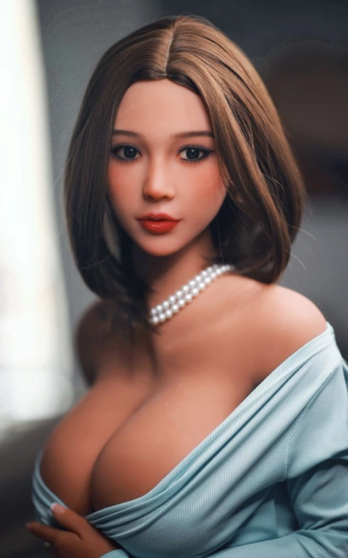 Joline, una mujer atrevida y pasional • SiliconGirls