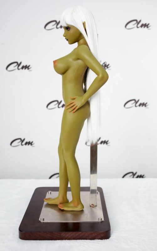 Momoko, a tua feiticeira goblin • SiliconGirls