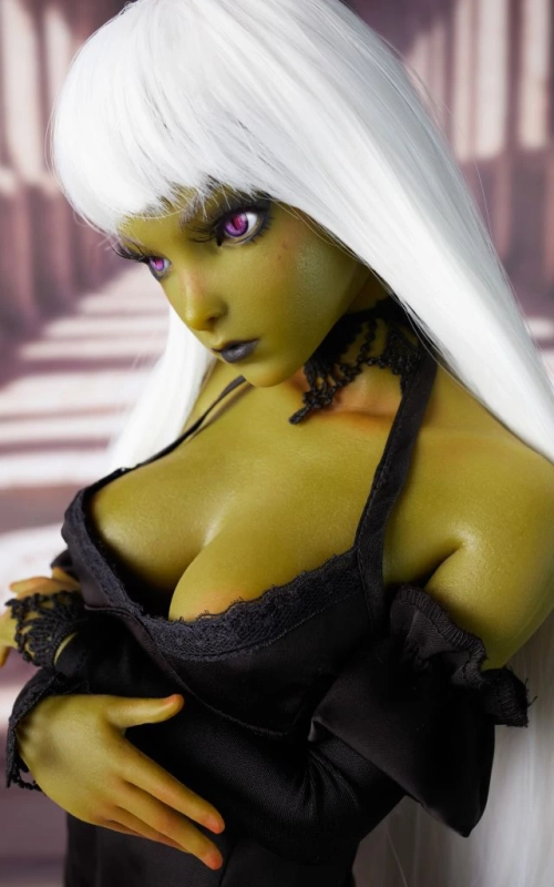 Momoko, a tua feiticeira goblin • SiliconGirls