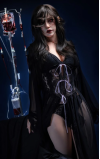Vampirella, sedienta y CALIENTE • SiliconGirls