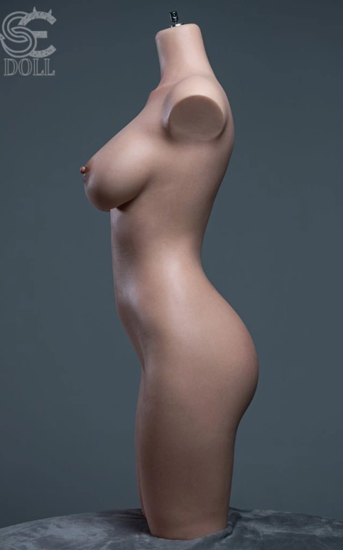Zoe, la grandeza del monte de venus • SiliconGirls
