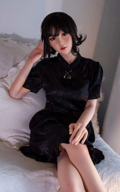 Mavis, tu novia dulce y tímida • SiliconGirls