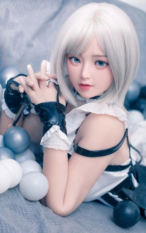 Convalina, tu novia dulce y joven • SiliconGirls
