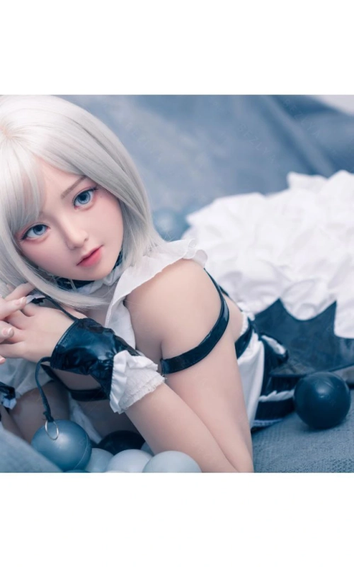 Convalina, tu novia dulce y joven • SiliconGirls
