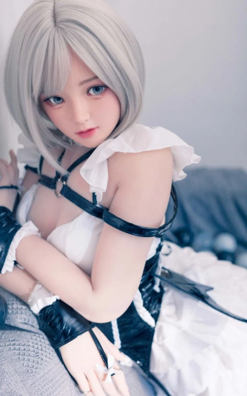 Convalina, tu novia dulce y joven • SiliconGirls