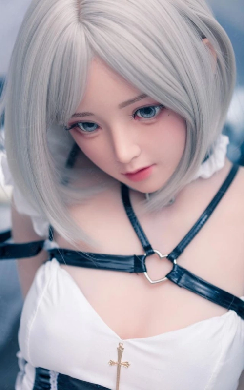 Convalina, tu novia dulce y joven • SiliconGirls