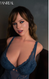 Carlee, a tua namorada de beleza explosiva • SiliconGirls