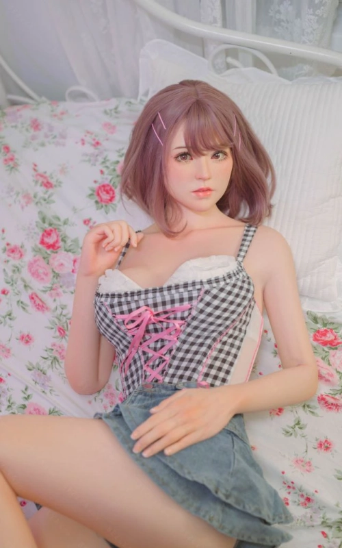 Hybrangea, una joven dulce y picante • SiliconGirls