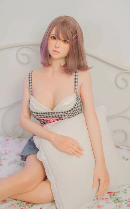 Hybrangea, una joven dulce y picante • SiliconGirls