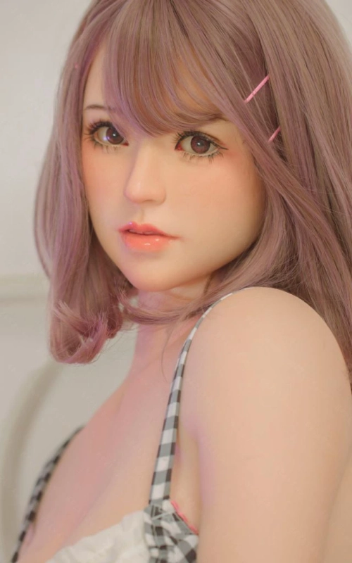 Hybrangea, una joven dulce y picante • SiliconGirls