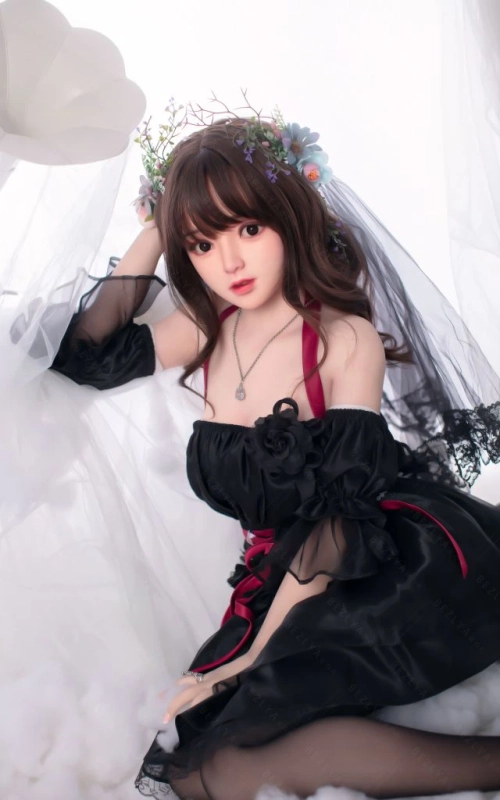 Serallia, tu dulce y tierna novia • SiliconGirls