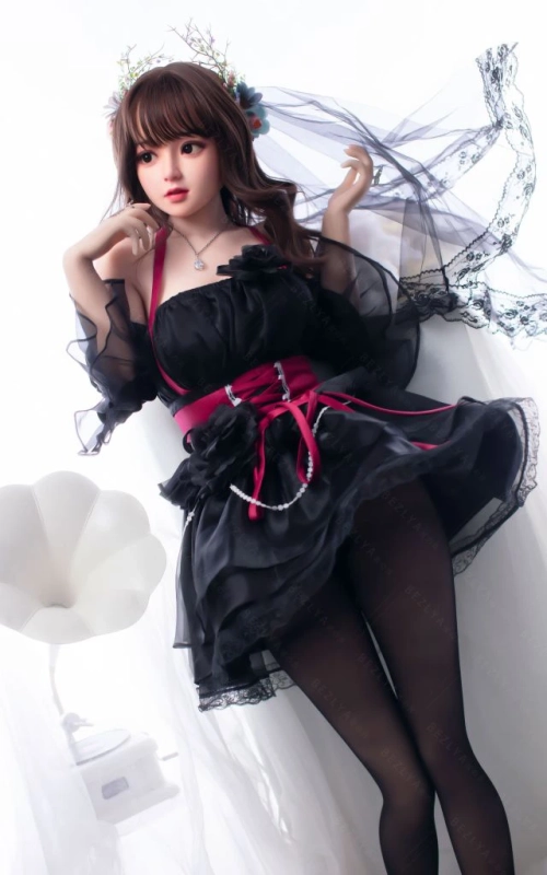 Serallia, tu dulce y tierna novia • SiliconGirls
