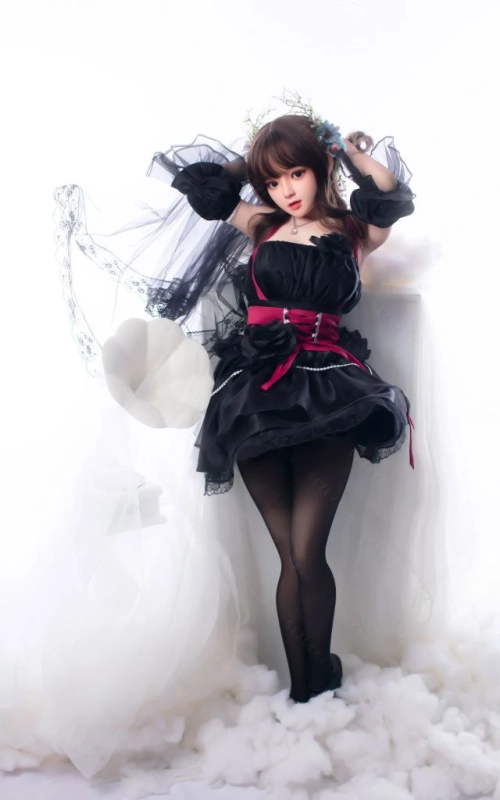 Serallia, tu dulce y tierna novia • SiliconGirls