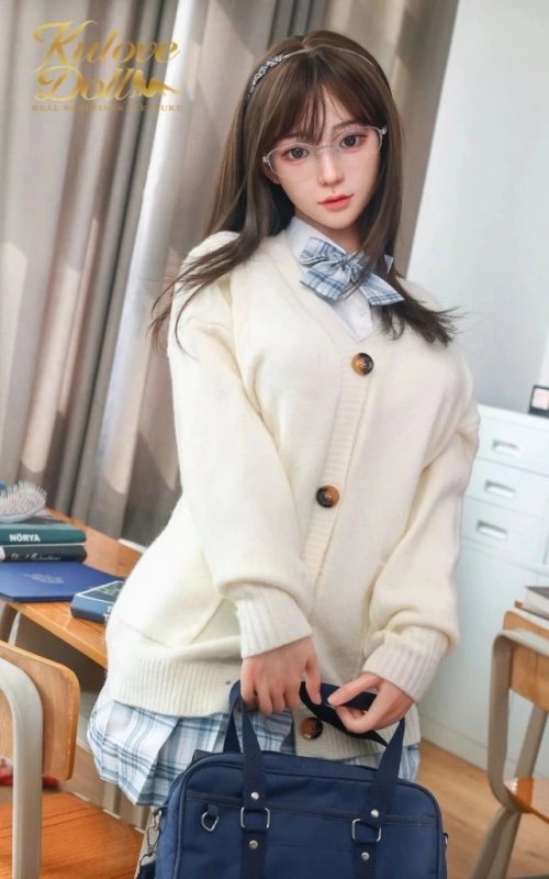 Haruna, a tua namorada oriental dedicada • SiliconGirls