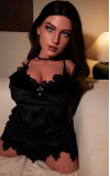 Torso Eliza, una latina de armas tomar • SiliconGirls