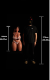 Torso Hazelle, una curvy seductora • SiliconGirls