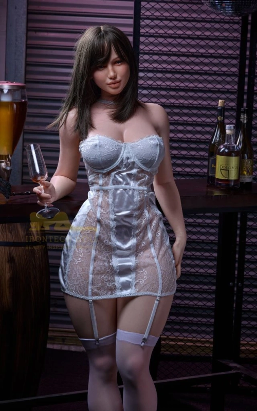 Celina, tu compañera perfecta y leal • SiliconGirls