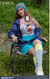 Kaley, una diosa de campamento • SiliconGirls