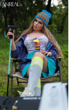 Kaley, una diosa de campamento • SiliconGirls