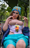 Kaley, una diosa de campamento • SiliconGirls
