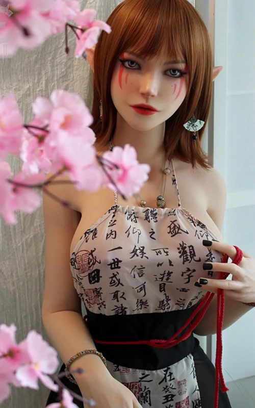 Arianna, una elfa muy servicial • SiliconGirls