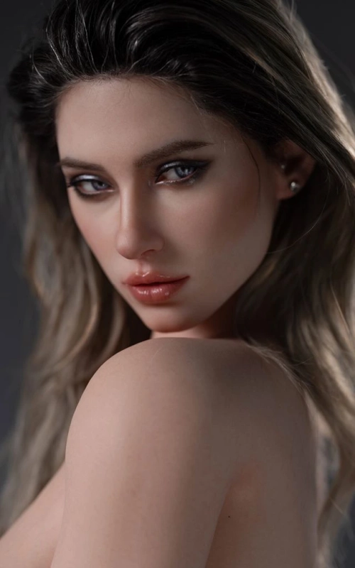 Carina, uma beleza sensual e provocadora • SiliconGirls