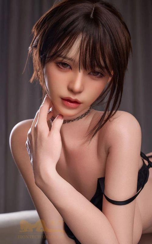 Runa, uma beleza serena e cativante • SiliconGirls
