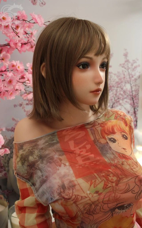 Yuka, juventud y belleza • SiliconGirls